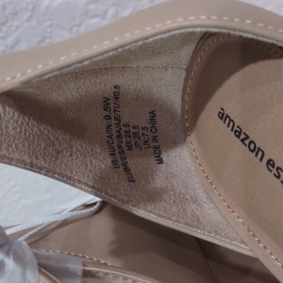 Amazon Essentials Sandals. - Picture 4 of 12